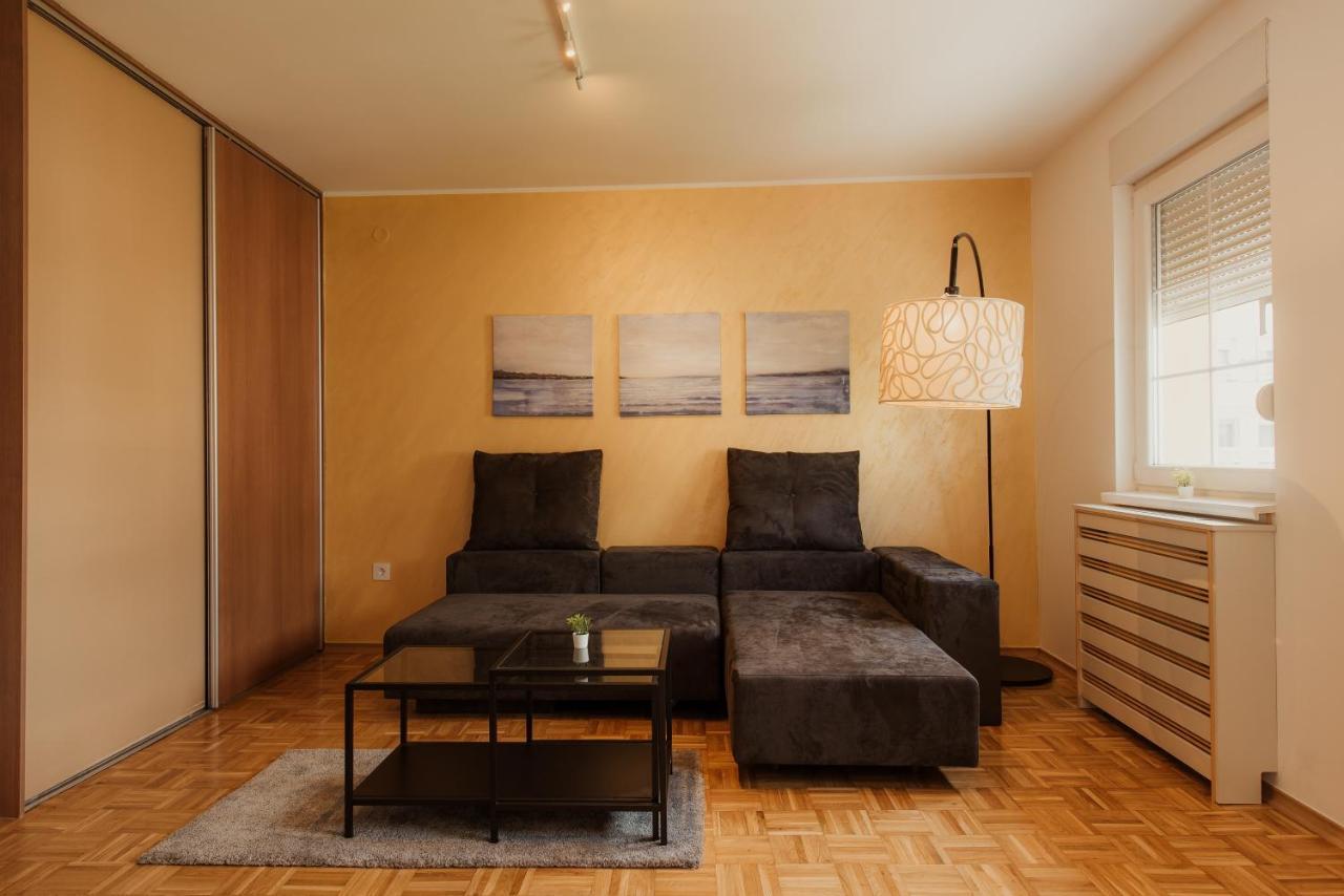 Mb Apartments Novi Sad Exterior photo