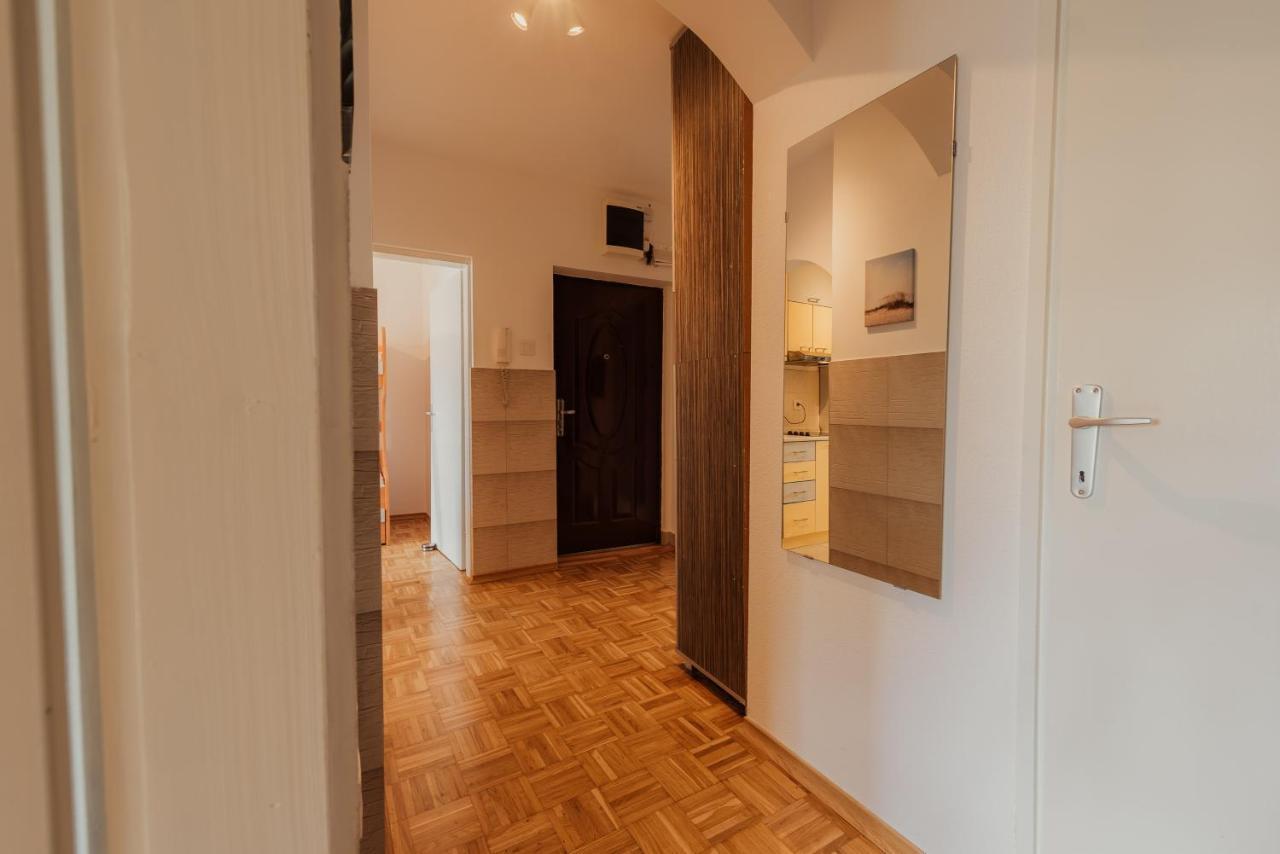 Mb Apartments Novi Sad Exterior photo