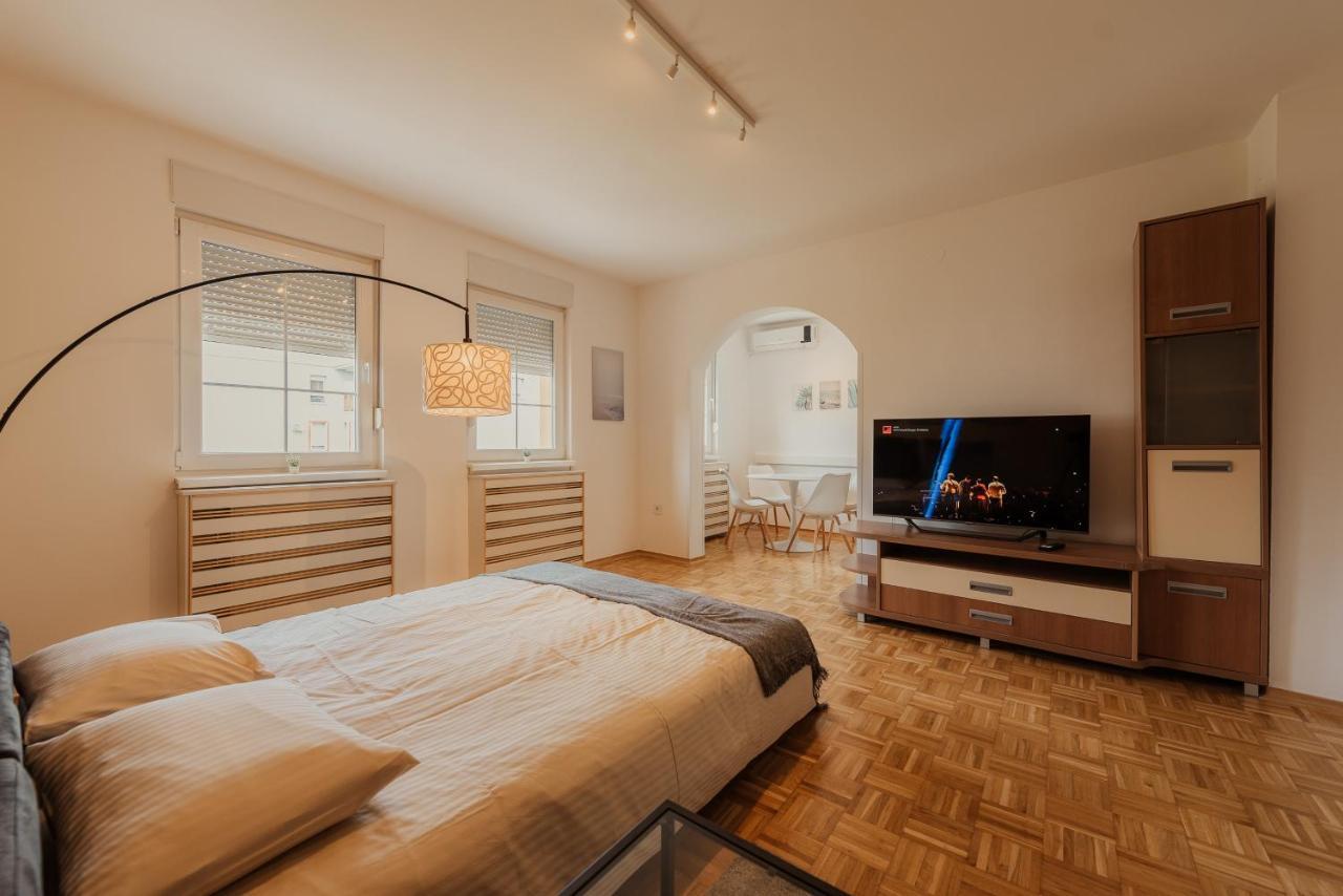 Mb Apartments Novi Sad Exterior photo